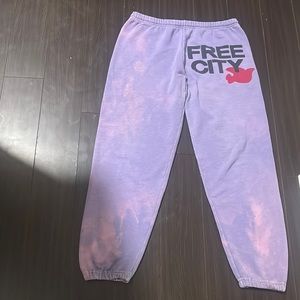 Free city women’s sweat pants